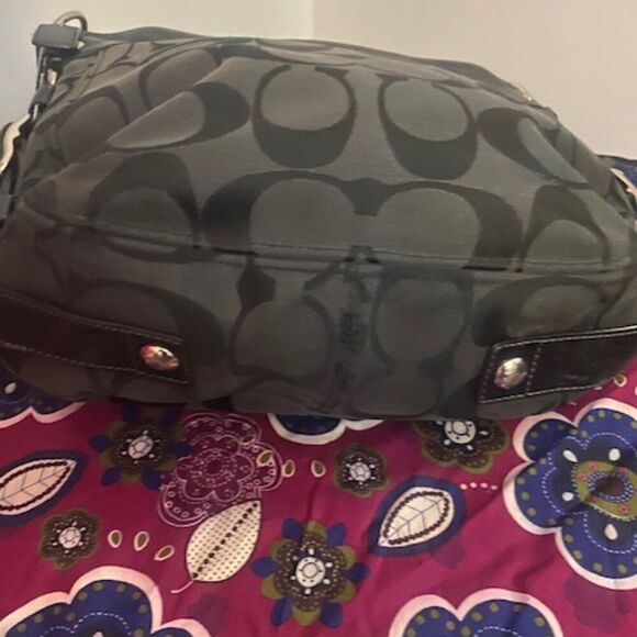 Coach 12874 Gray/Black Signature Logo Zoe Canvas and Leather Hobo shoulder bag - Picture 6 of 10